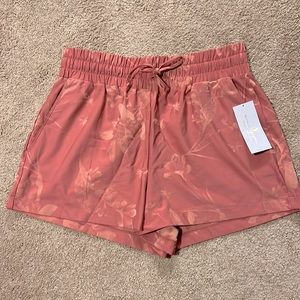 Spiritual Gangster Baja Shorts size Medium